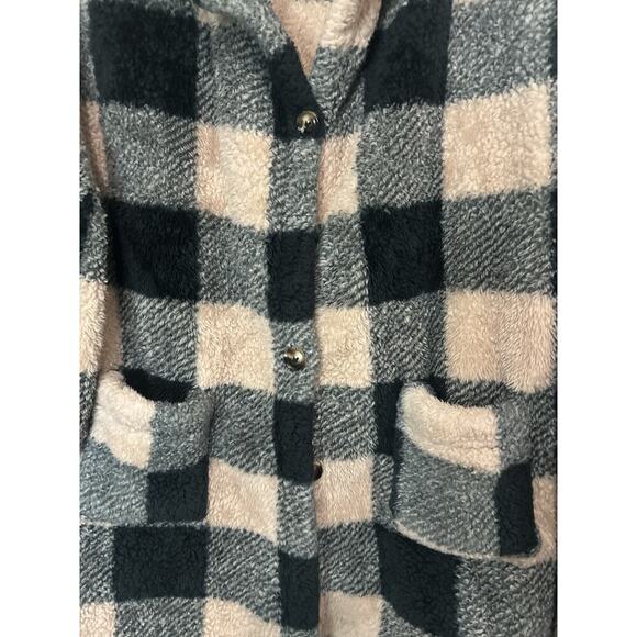 SHEIN Buffalo Plaid Teddy Coat Black/Pink--Size L--EUC - Picture 4 of 4